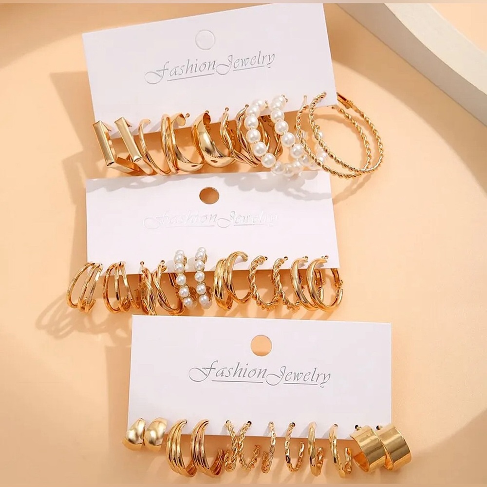 18 pairs fashioned earings - Picture 2 of 2